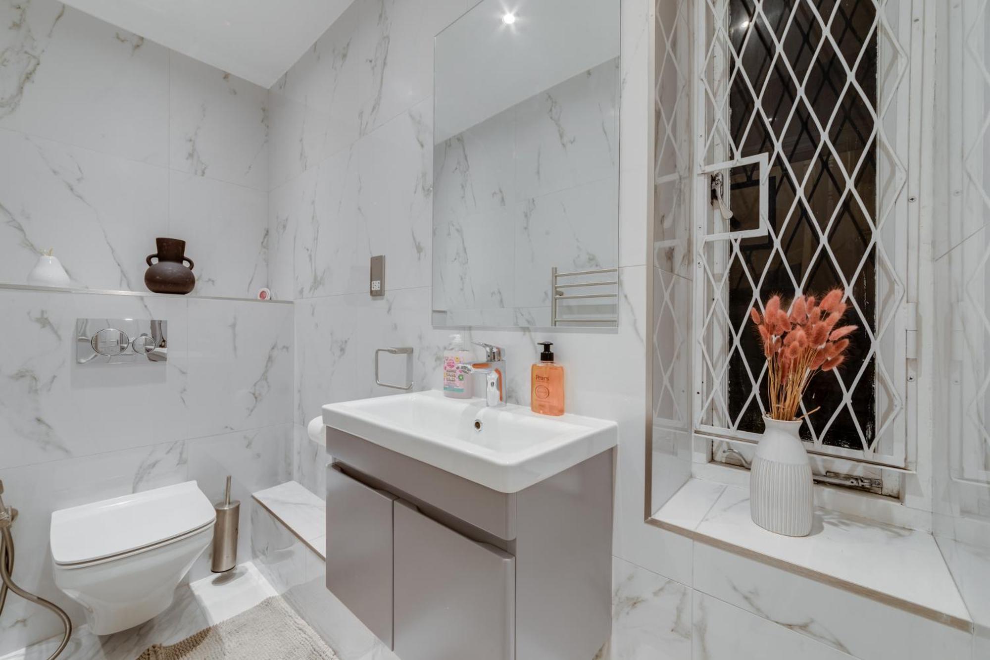 Luxury London 3 Bedroom Duplex With Pool Table - 4Hs Εξωτερικό φωτογραφία