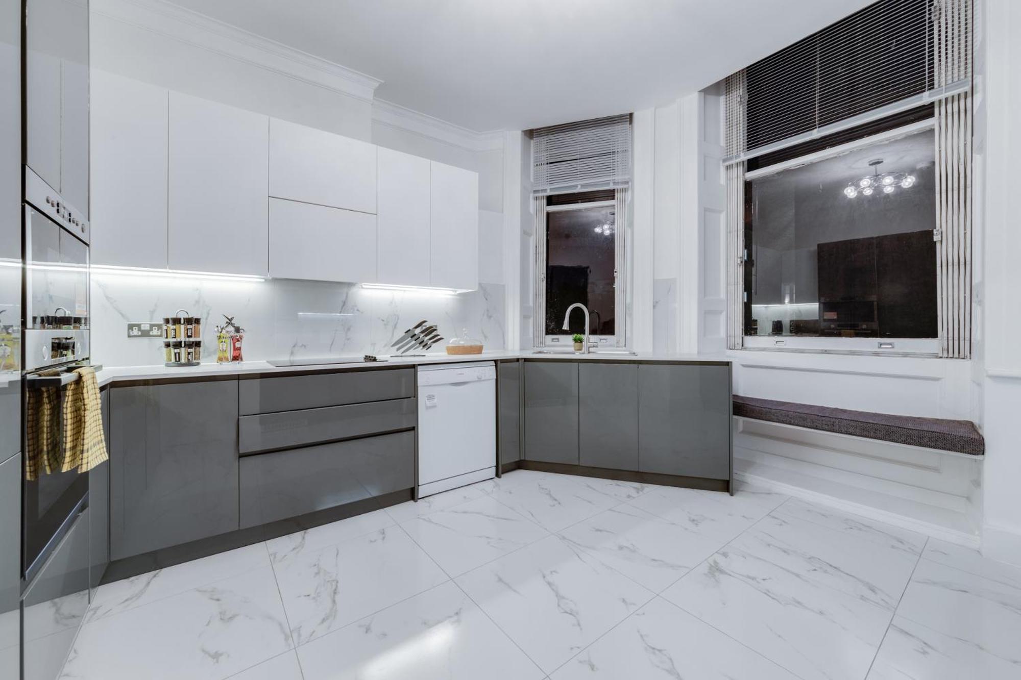Luxury London 3 Bedroom Duplex With Pool Table - 4Hs Εξωτερικό φωτογραφία